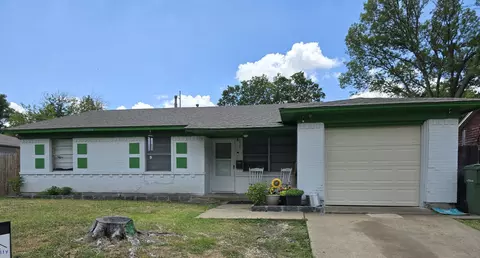 3122 Lakewood Dr, Garland, TX 75042