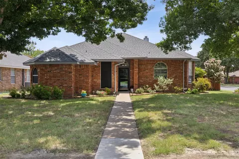 3308 Pheasant Holw, Denton, TX 76207