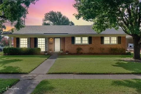 2001 Bermuda St, Shreveport, LA 71105
