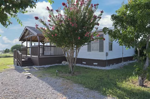 8709 Savannah Farms Ct, Alvarado, TX 76009