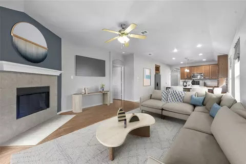 521 Kirby Dr, Lantana, TX 76226
