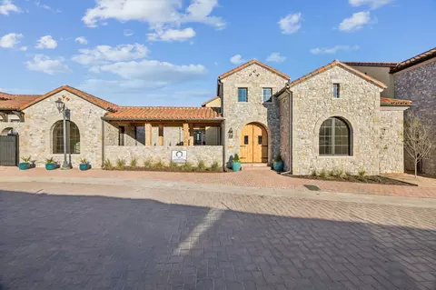 16 Catalonia Dr, Westlake, TX 76262
