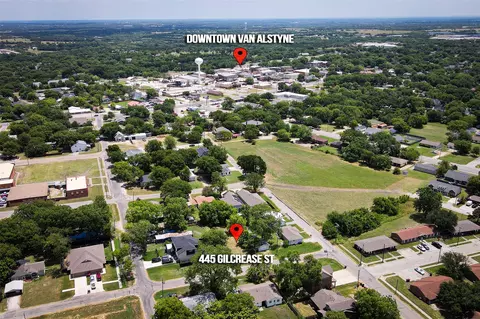 445 Gilcrease St, Van Alstyne, TX 75495