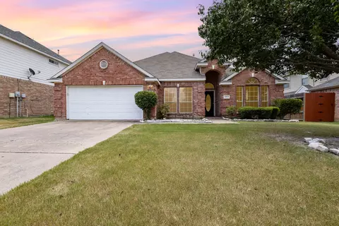 5812 Logan Dr, Plano, TX 75094