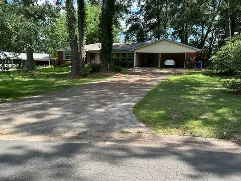 1825 S Brookwood Dr, Shreveport, LA 71118