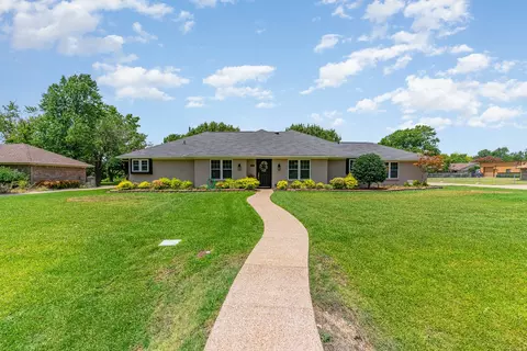 801 Summer Pl, Murphy, TX 75094