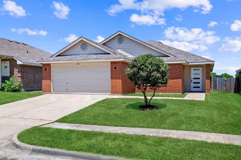 1108 Vicksburg Dr, Ennis, TX 75119