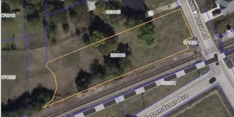 212 Peters St, Waxahachie, TX 75165