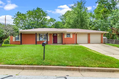 2315 N Border Ave, Tyler, TX 75702