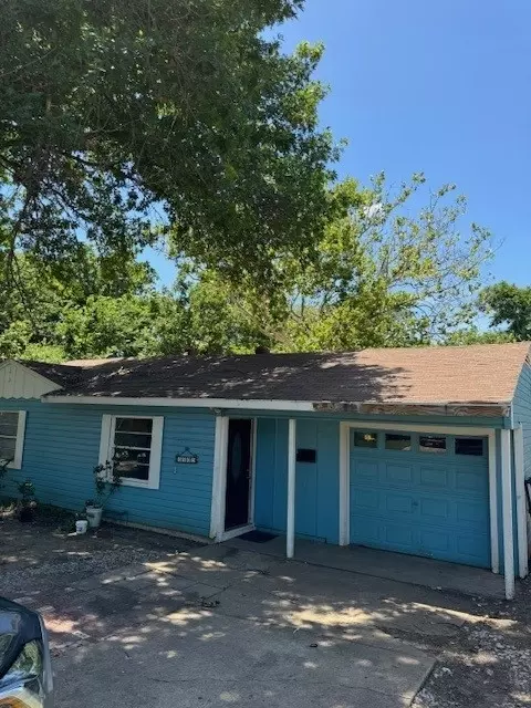 1505 Arbor Ln, Arlington, TX 76010