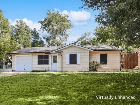 116 Travis Dr, Euless, TX 76039