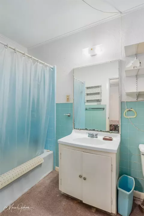 Bath - 1023 Ringgold Ave, Coushatta, LA 71019 photo 3 of 3