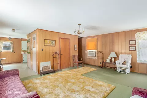 Living - 1023 Ringgold Ave, Coushatta, LA 71019 photo 1 of 6