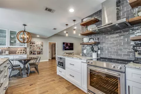 3190 Peninsula Dr, Southlake, TX 76092