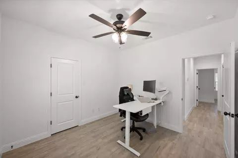 Entry Way - 921 E 3rd St, Springtown, TX 76082 photo 5 of 5