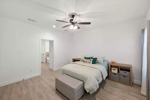 Bedroom - 921 E 3rd St, Springtown, TX 76082 photo 2 of 4