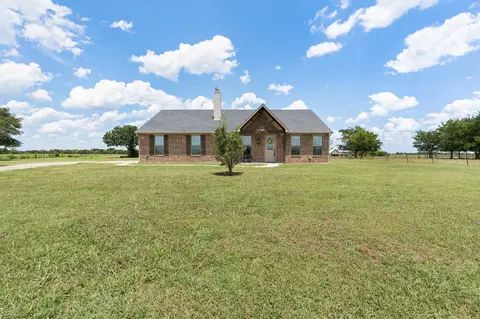 6901 County Road 305b, Grandview, TX 76050