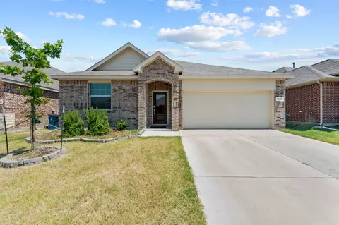2140 Clarion Dr, Forney, TX 75126