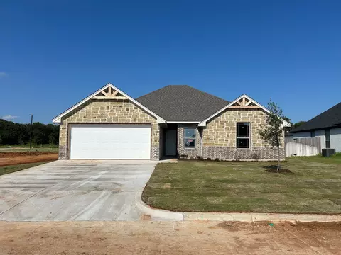 1113 Wild Rose Dr, Tolar, TX 76476
