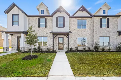 4202 Avion Dr, Sanger, TX 76266