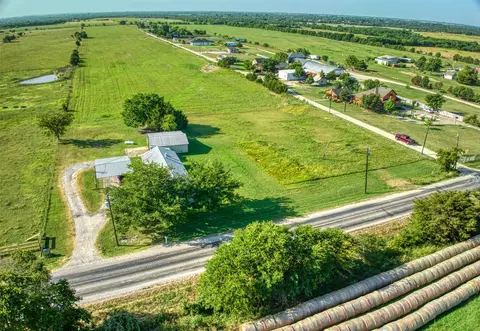 2814 Stainback Rd, Lancaster, TX 75146