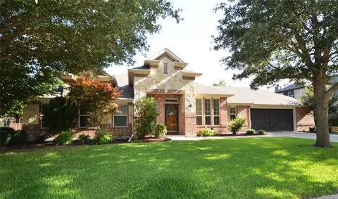 423 Sloan Creek Pkwy, Fairview, TX 75069