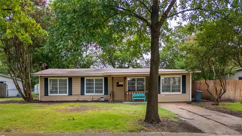 613 Leyenda Dr, Mesquite, TX 75149