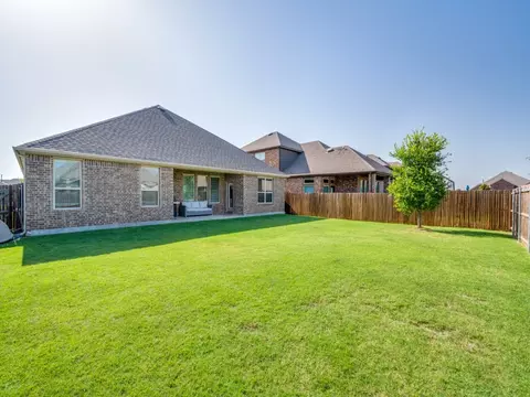 Exterior - 2908 Open Range Dr, Celina, TX 75009 photo 4 of 5
