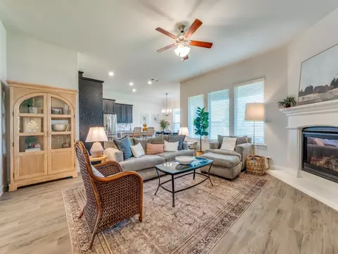 Living - 2908 Open Range Dr, Celina, TX 75009 photo 4 of 4