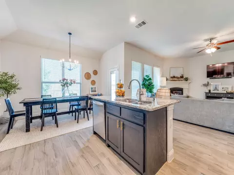Kitchen - 2908 Open Range Dr, Celina, TX 75009 photo 4 of 4