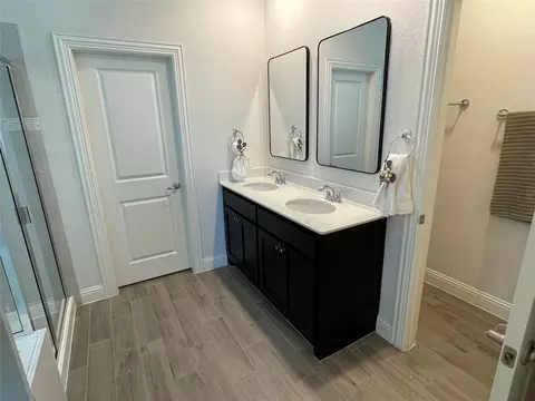 Bath - 2908 Open Range Dr, Celina, TX 75009 photo 4 of 7