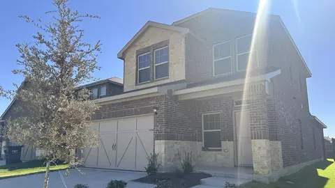1607 Garmon St, Crandall, TX 75114