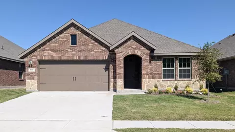 616 Carters Grove Dr, Fate, TX 75189