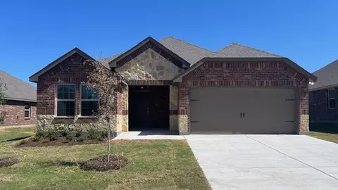 209 Bobcat Ln, Caddo Mills, TX 75135