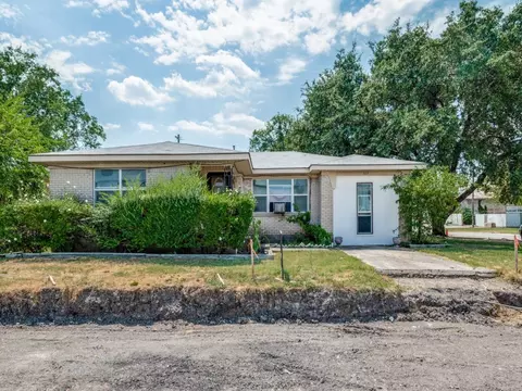 309 Throckmorton St, Mckinney, TX 75069