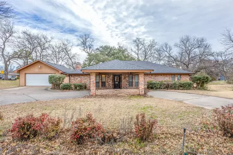 1002 E Farmers Rd, Seagoville, TX 75159