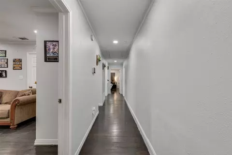 Entry Way - 819 Griffith Ave, Terrell, TX 75160 photo 1 of 1