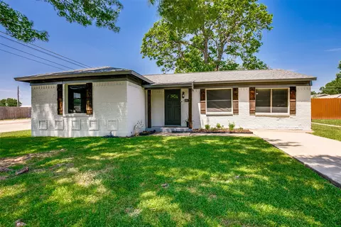 4203 Sherwood Dr, Mesquite, TX 75150