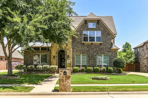 208 Adventus Ct, Mansfield, TX 76063