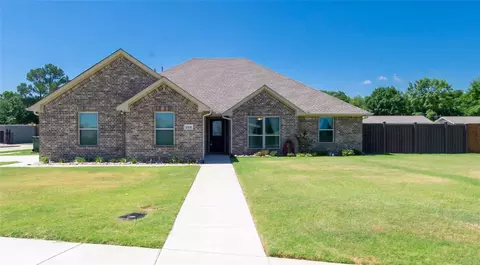 310 Ella St, Whitesboro, TX 76273