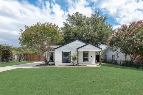 521 W 8th St, Lancaster, TX 75146