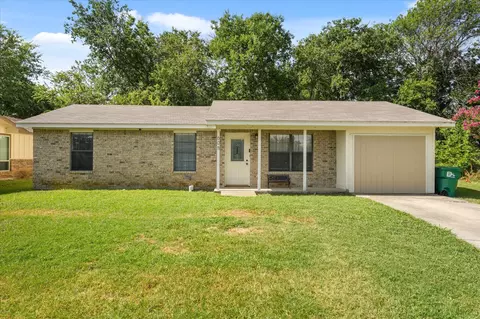 608 Windfields St, Denton, TX 76209