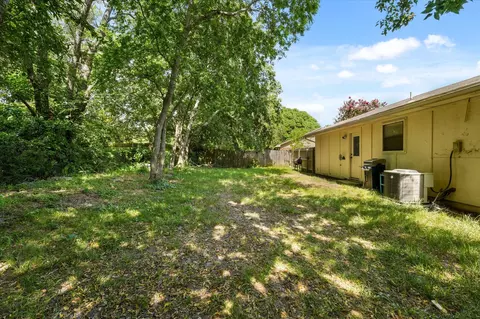 Exterior - 608 Windfields St, Denton, TX 76209 photo 4 of 6