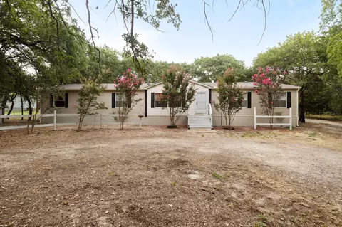 1635 County Road 4781, Boyd, TX 76023