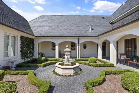 4145 Idlewild Dr, Fort Worth, TX 76107