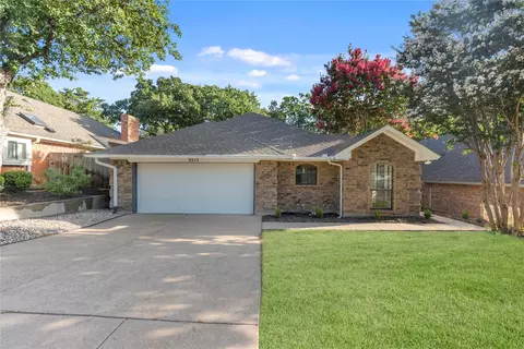 5515 Timber Green Dr, Arlington, TX 76016