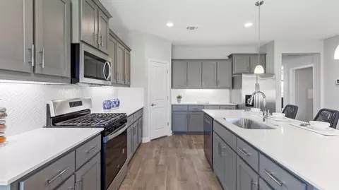 Kitchen - 1925 Jackson St, Cleburne, TX 76033 photo 3 of 6