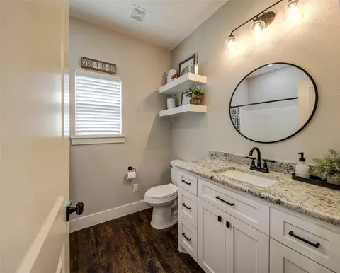 124 Whispering Oaks Trl, Sunset, TX 76270 photo 17