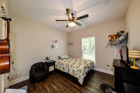 124 Whispering Oaks Trl, Sunset, TX 76270 photo 20
