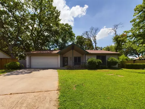 3421 Duckview Ct, Arlington, TX 76016